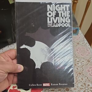 Marvel Night of the Living Deadpool Comic - Black and White Cover